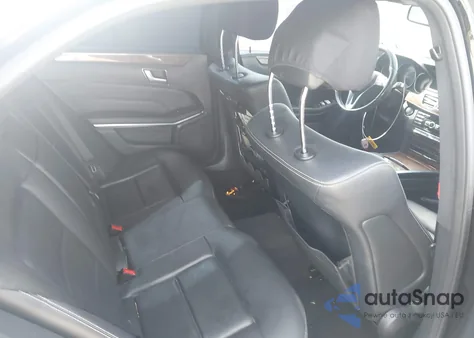 2014 Mercedes-Benz E 350 z USA, uszkodzony, nr VIN WDDHF5KB8EA832044